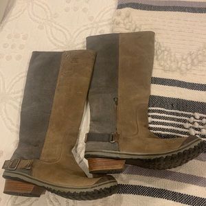 Sorel size 9 boots